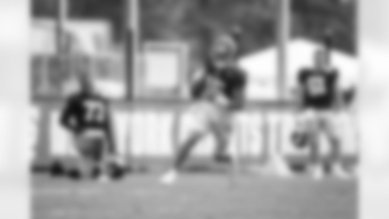 QB Tommy DeVito (15)