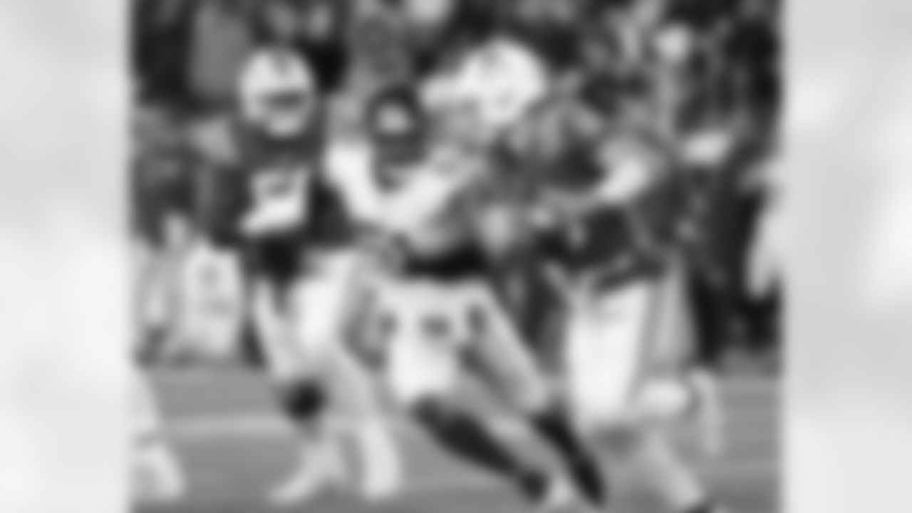 New York Giants at New England Patriots Week 13,New York Giants linebacker Abdul Carter (51)