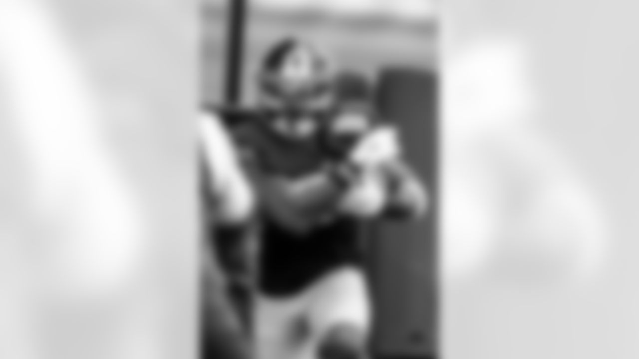 RB Tyrone Tracy Jr. (29)