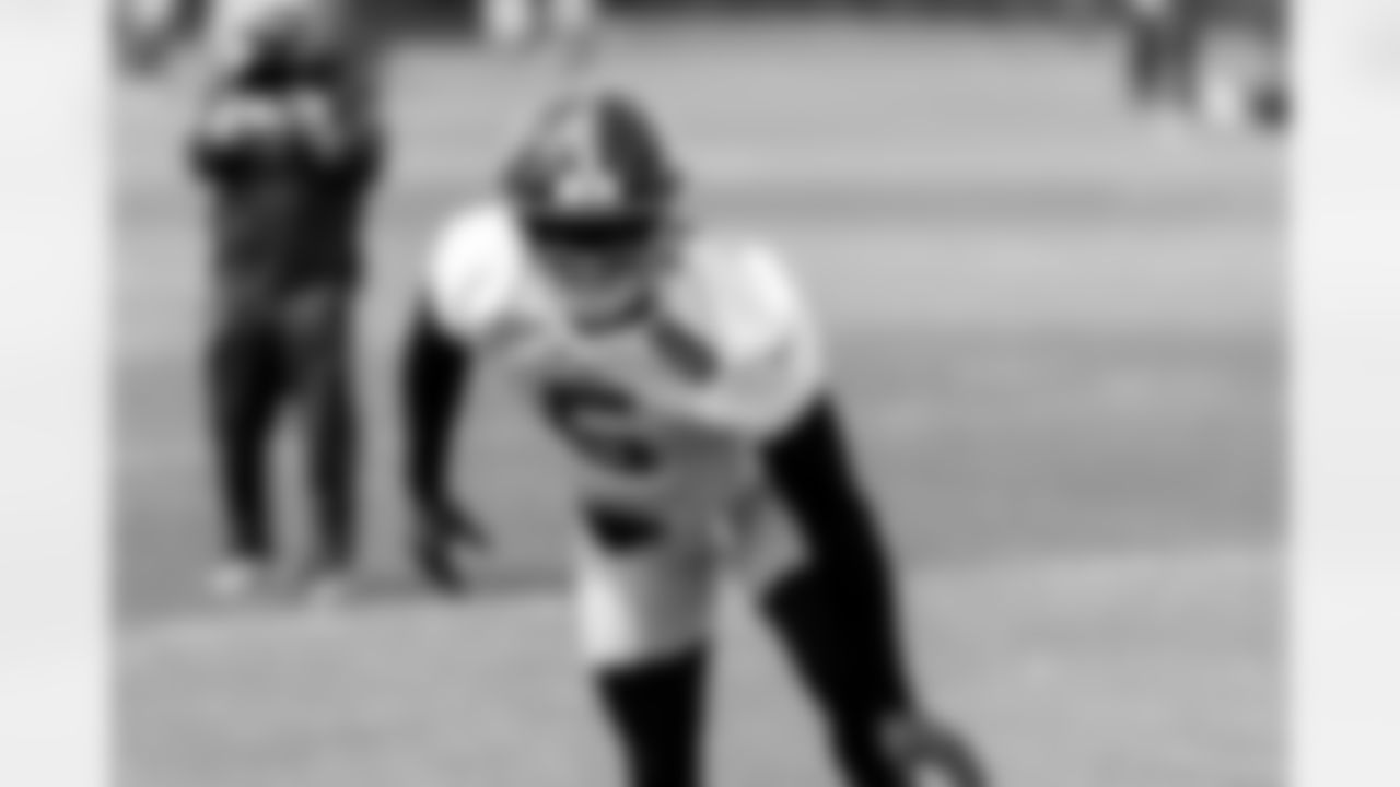 OLB Kayvon Thibodeaux (5)