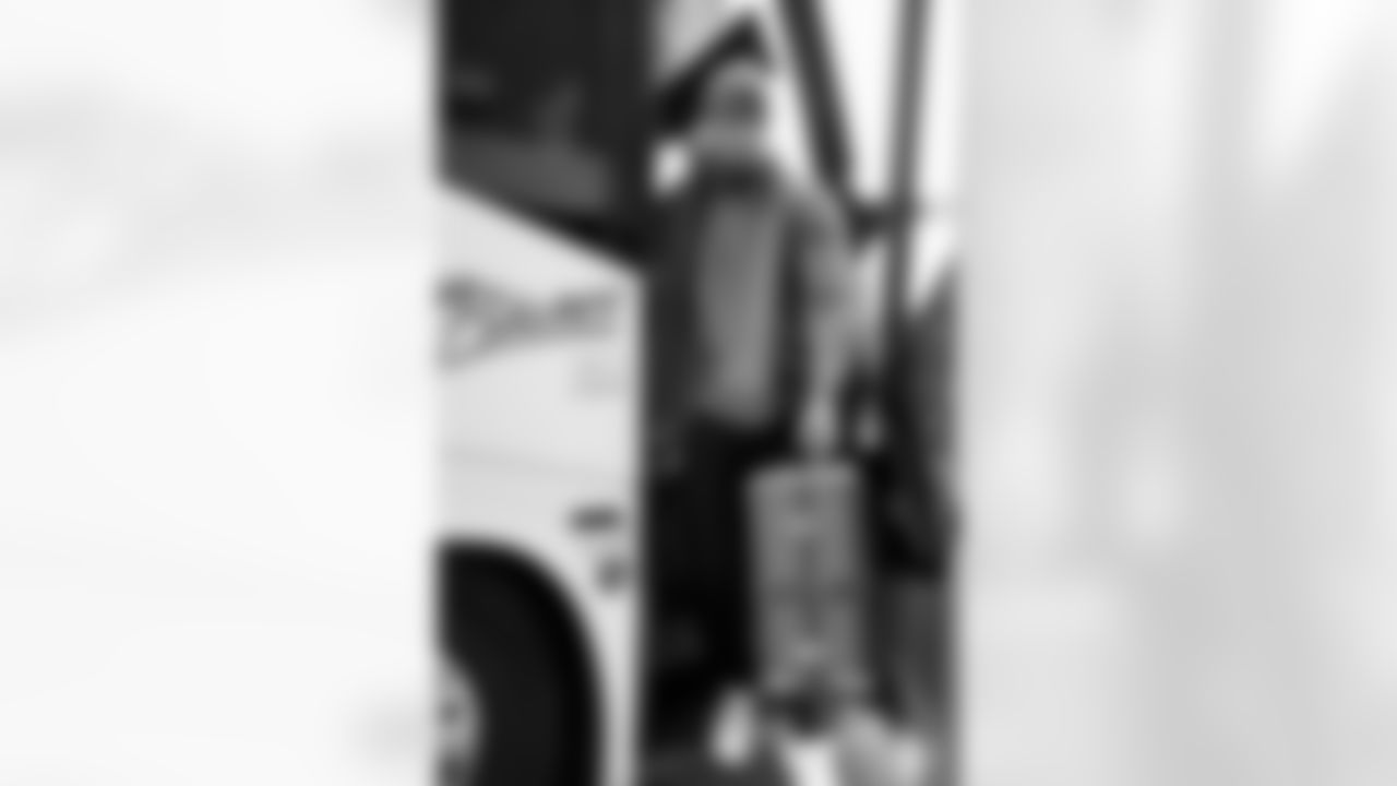 DL Roy Robertson-Harris (95)