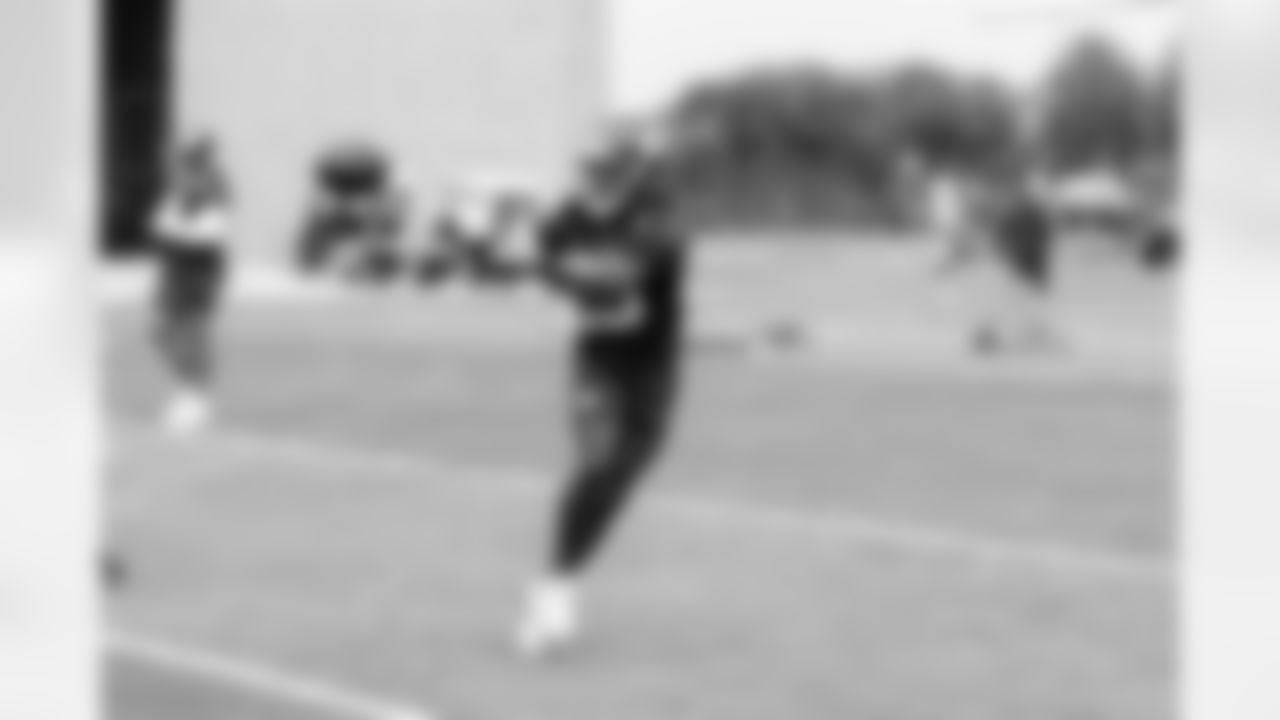 RB Dante Miller (25)