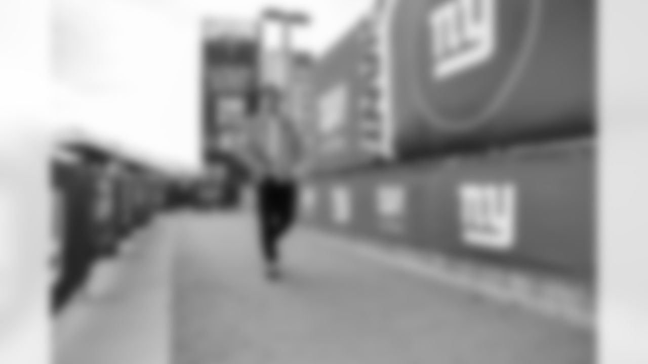 TE Theo Johnson (84)