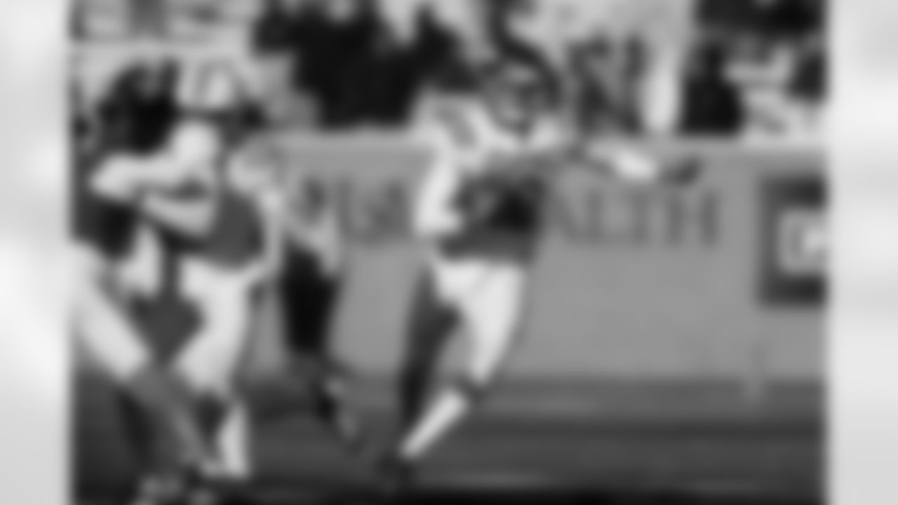 American Team quarterback Taylen Green (10), of Arkansas, carries the ball during the second half of the Senior Bowl NCAA college football game Saturday, Jan. 31, 2026, in Mobile, Ala. (AP Photo/Butch Dill)