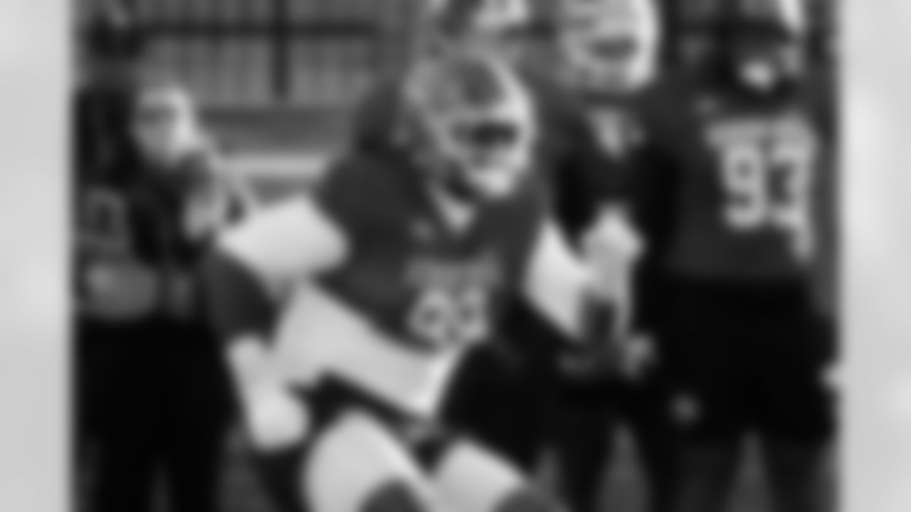 American Team defensive tackle Caleb Banks (88), of Florida, runs through drills during practice for the Senior Bowl NCAA college football game Tuesday, Jan. 27, 2026, in Mobile, Ala. (AP Photo/Butch Dill)