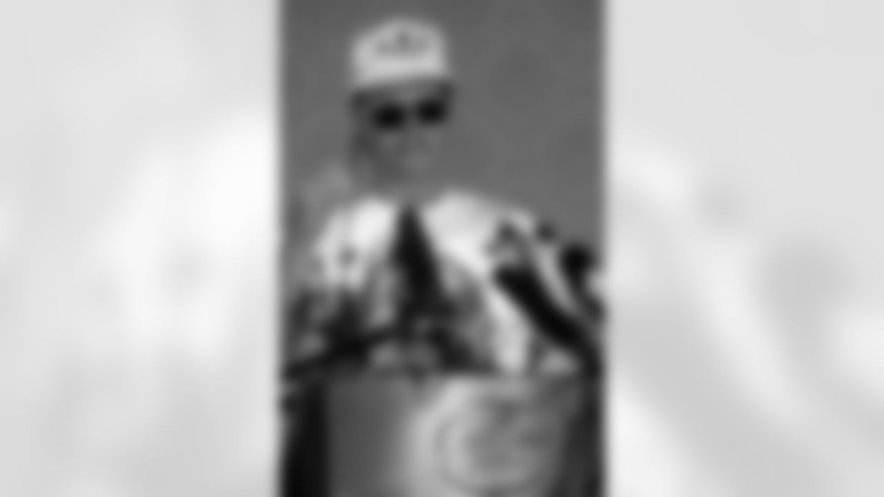 QB Jim McMahon - Chicago Bears (1982)