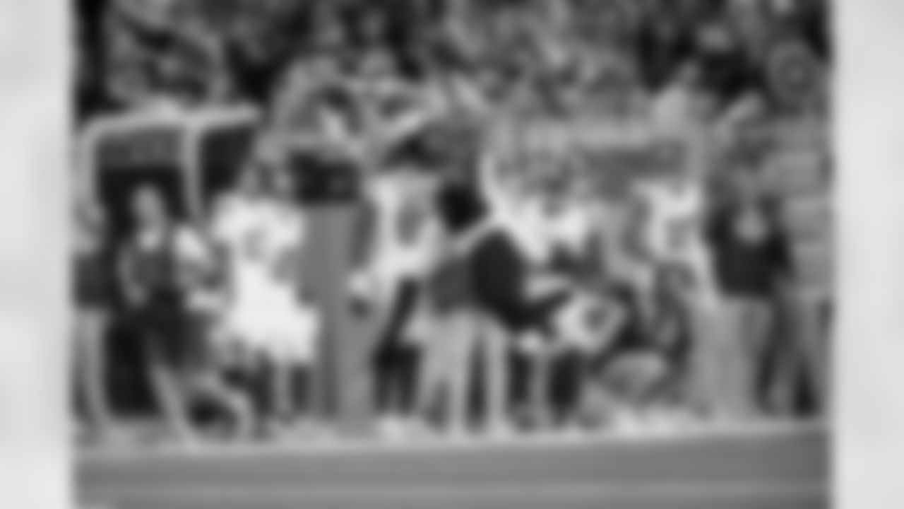 TE Theo Johnson (84)