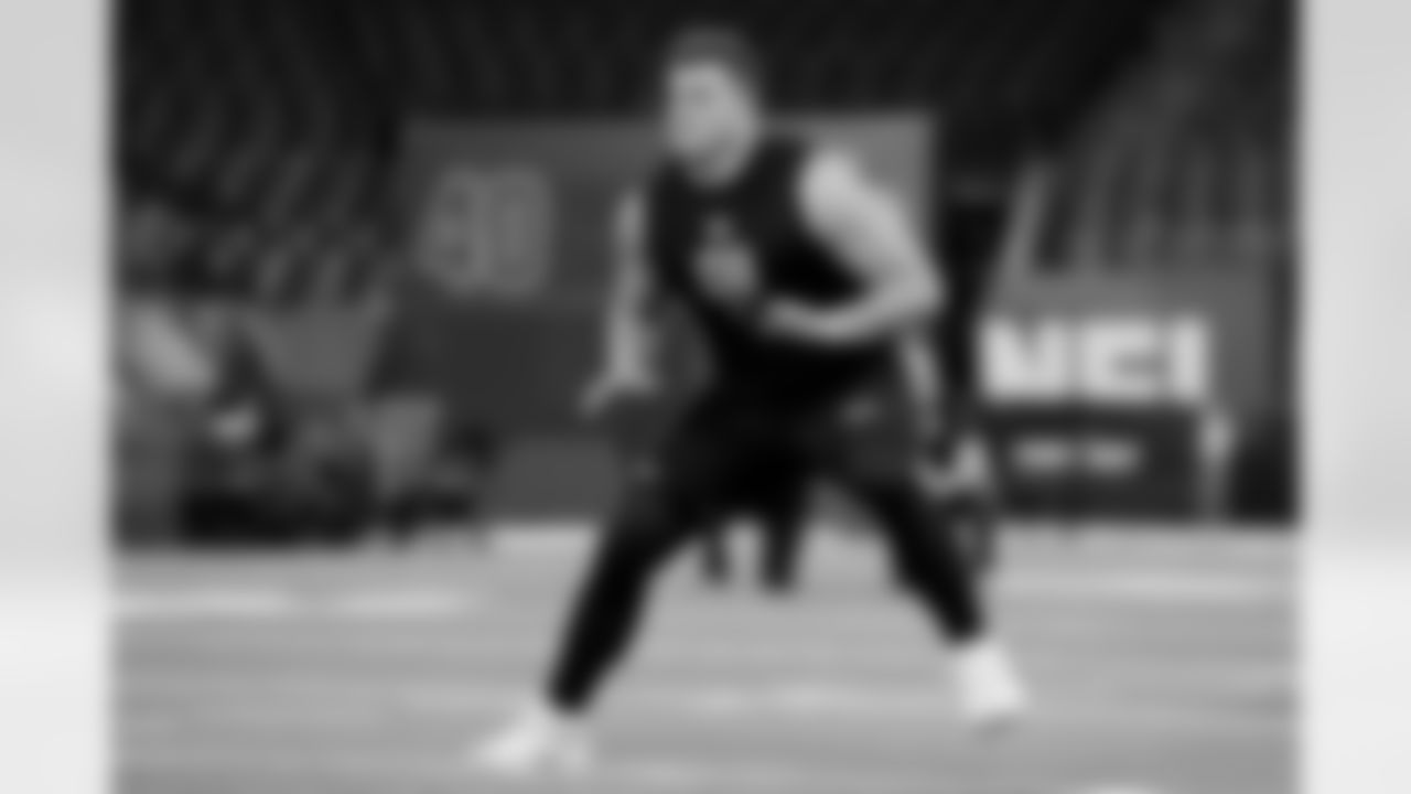 Kentucky offensive lineman Joshua Braun (08) participates in a drill during the 2026 NFL Scouting Combine on Sunday, March 1, 2026 in Indianapolis, Indiana. (Lauren Leigh Bacho/NFL)