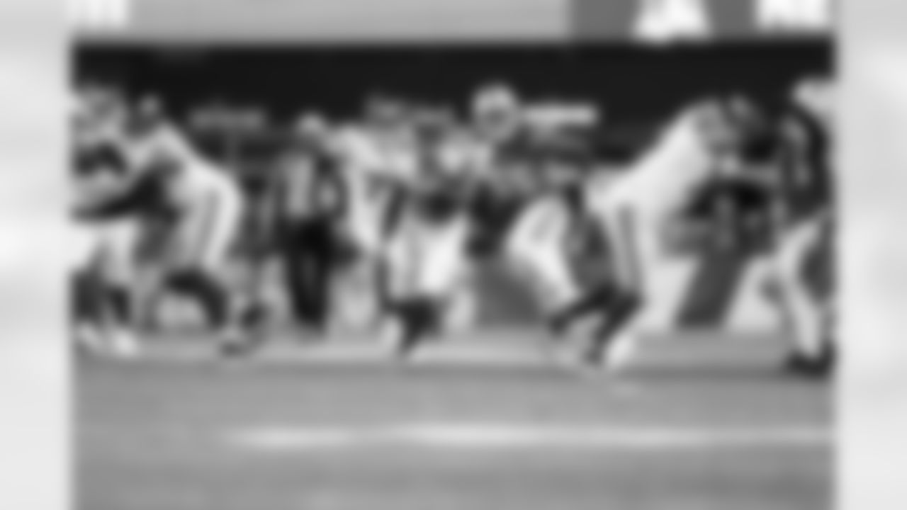 RB Devin Singletary (26)