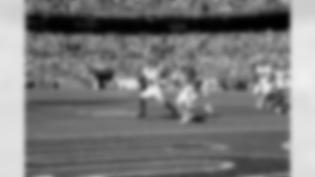 RB Cam Skattebo (44)