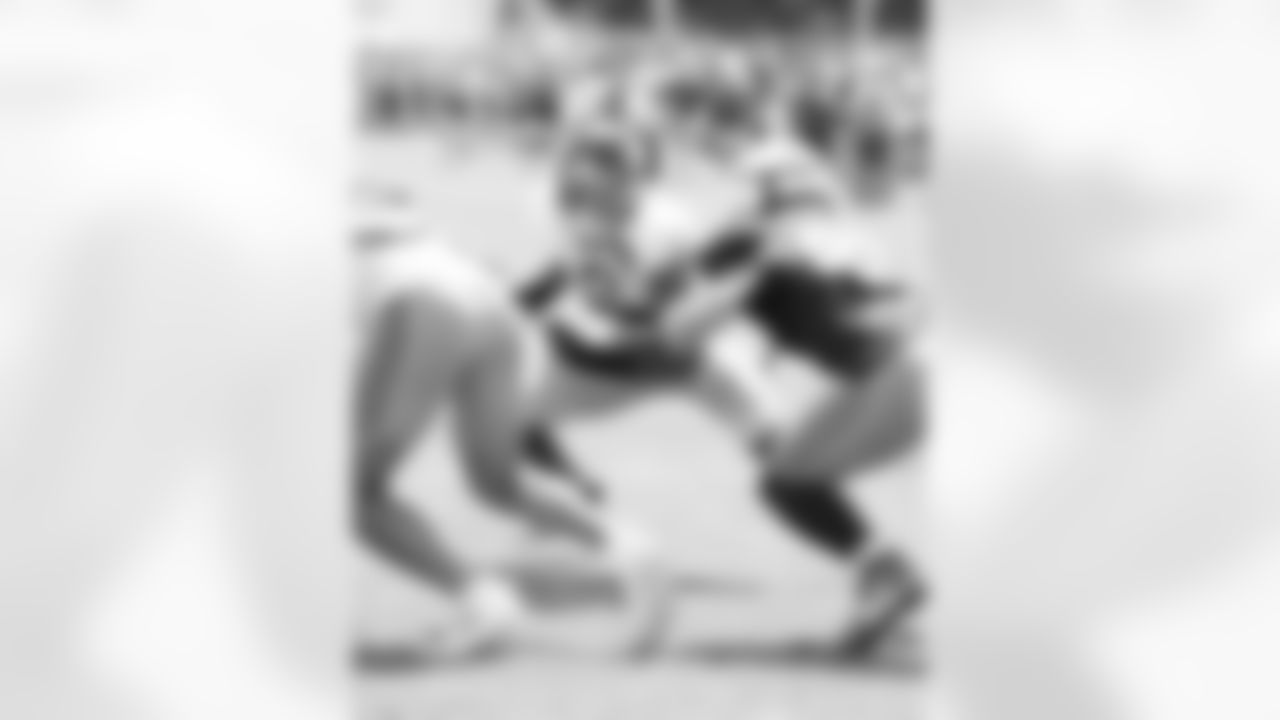 OLB Brian Burns (0)