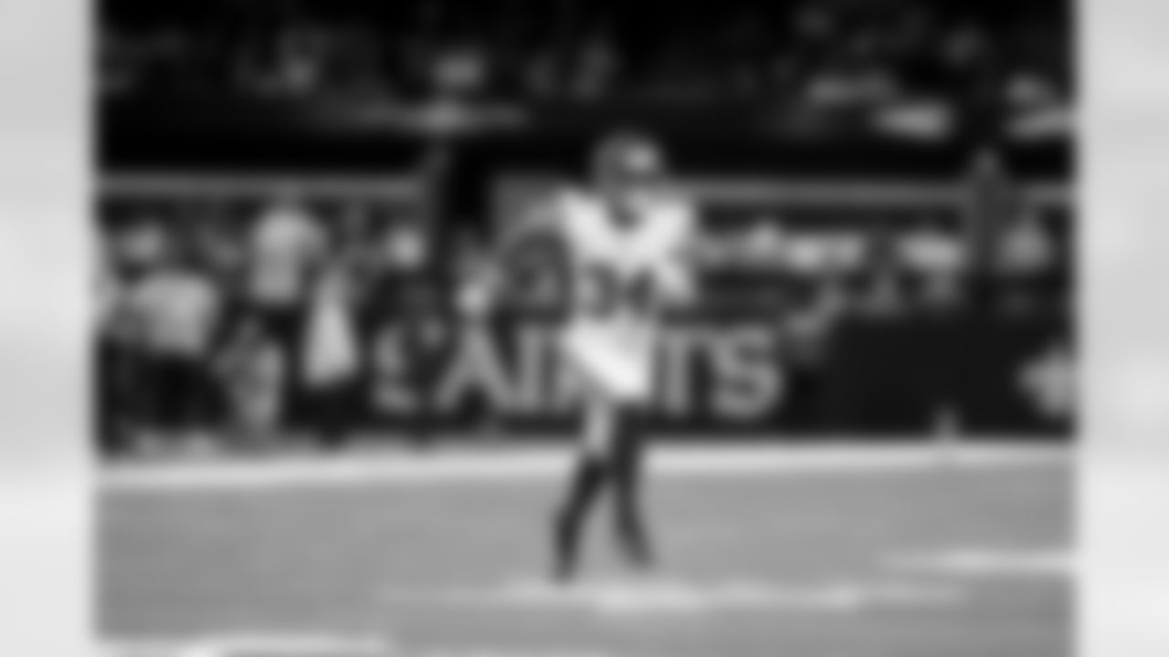 S K'Von Wallace (34) runs on the field during an NFL football game against the New Orleans Saints on Sunday, October 5, 2025 at Caesars Superdome in New Orleans. (Evan Pinkus/NEW YORK GIANTS)