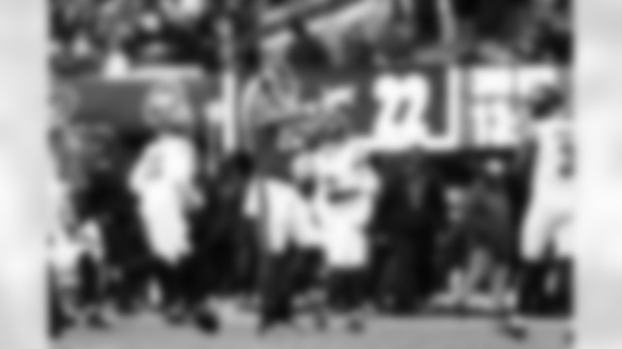 TE Theo Johnson (84)