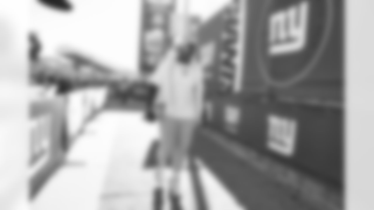 DL Rakeem Nuñez-Roches (93)