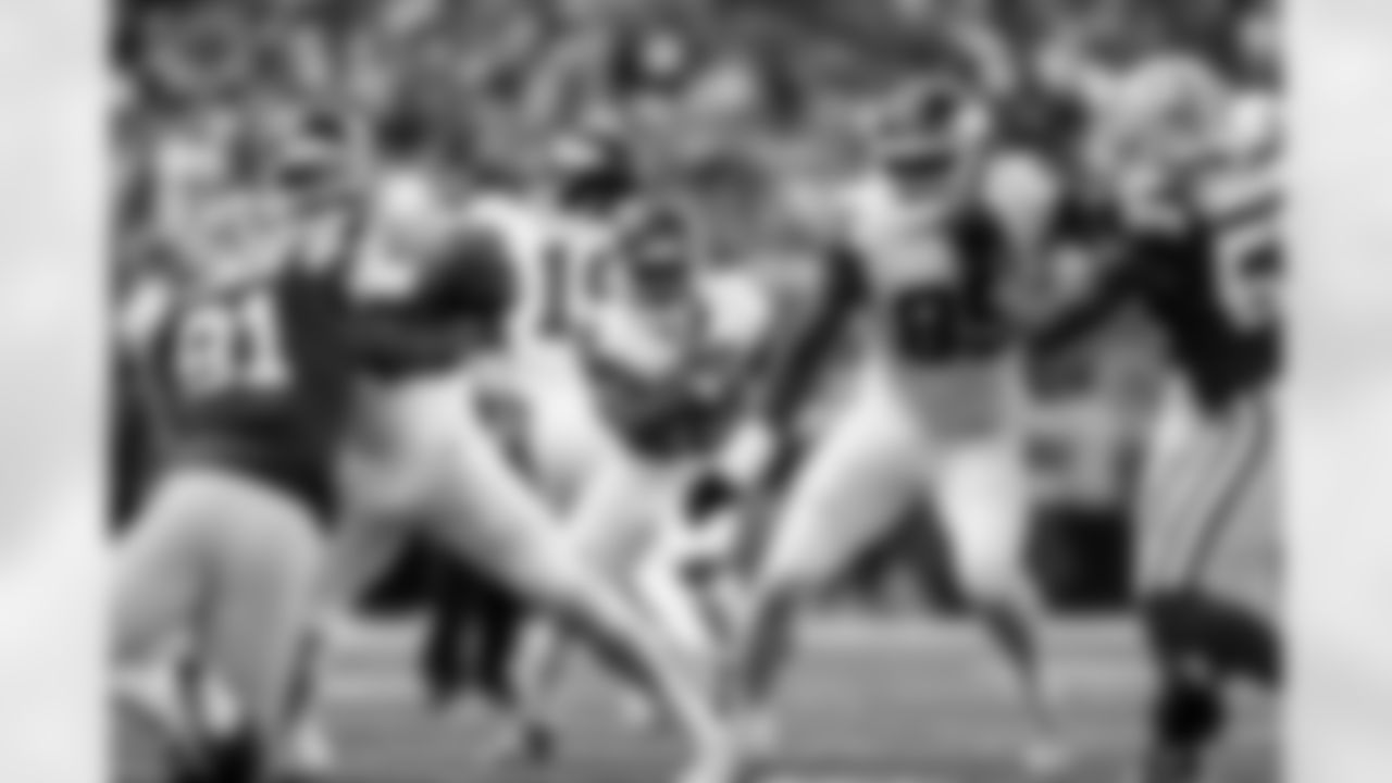 RB Devin Singletary (26)