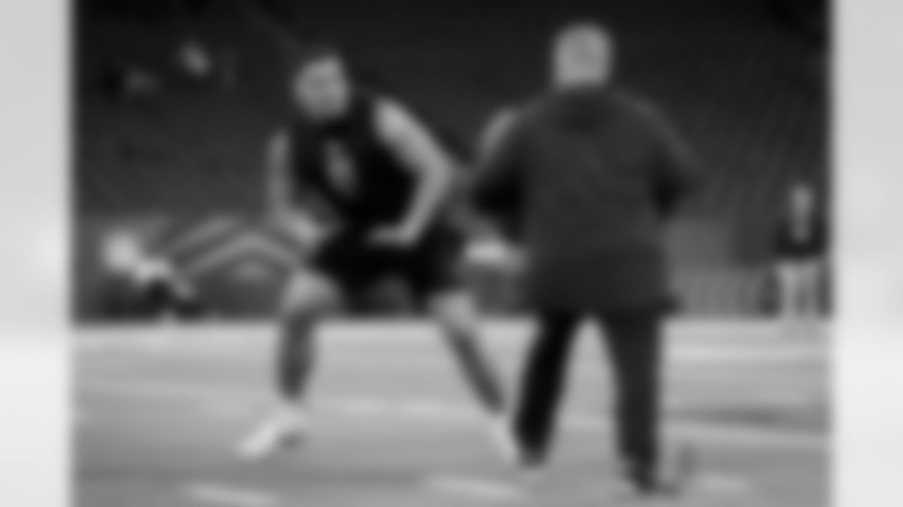 Wake Forest offensive lineman Fa'alili Fa'amoe (21) participates in a drill during the 2026 NFL Scouting Combine on Sunday, March 1, 2026 in Indianapolis, Indiana. (Lauren Leigh Bacho/NFL)