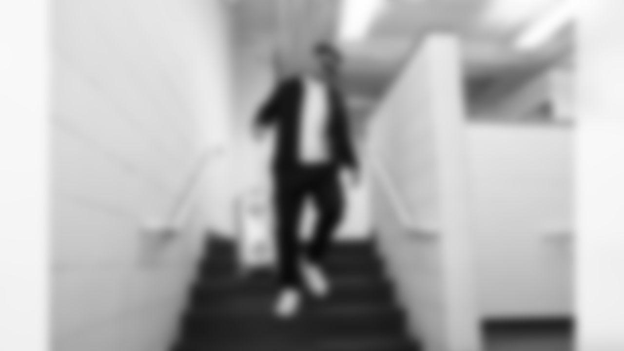 TE Theo Johnson (84)