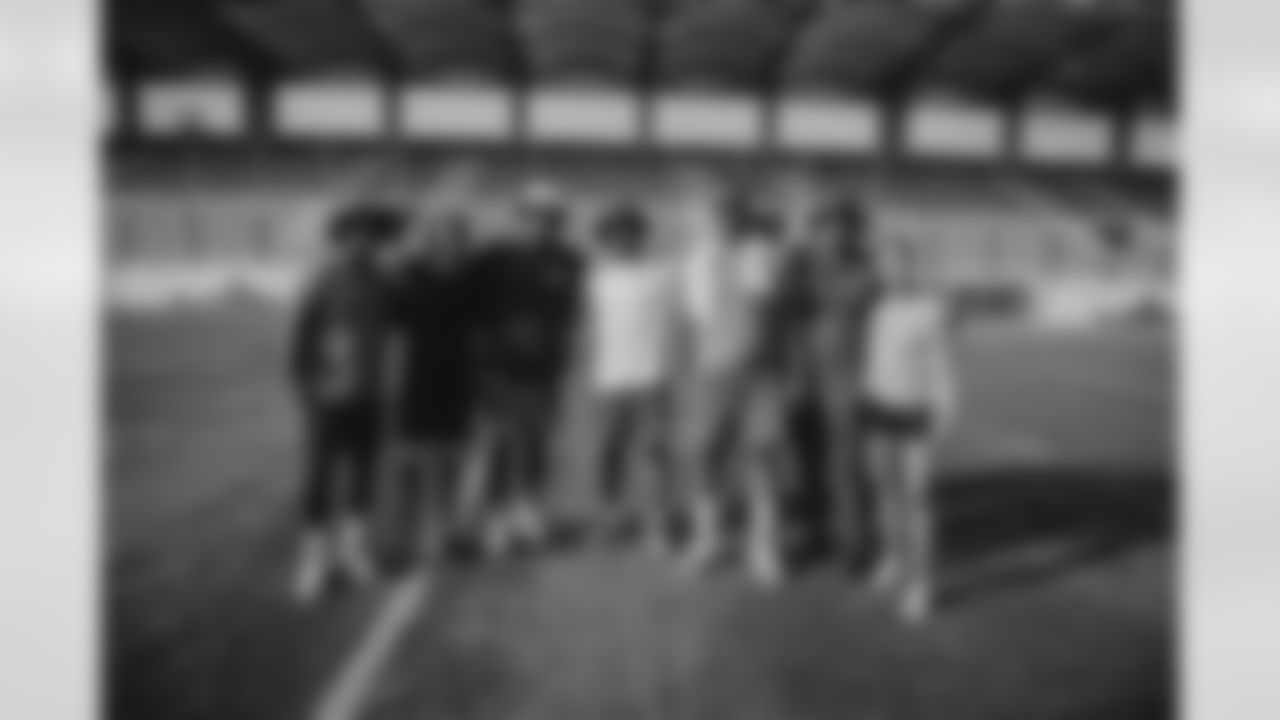 Bobby Okereke, Kayvon Thibodeauxx