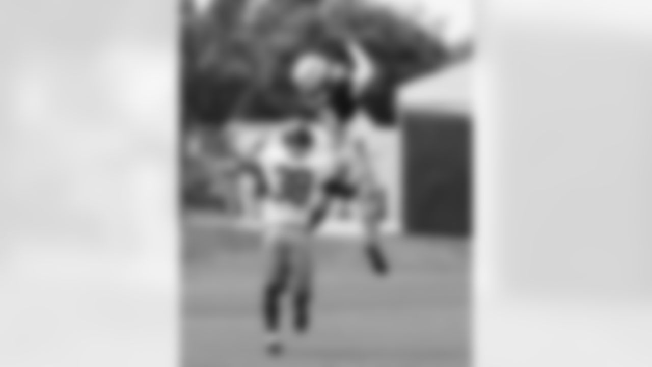 New York Giants wide receiver Beaux Collins (8)