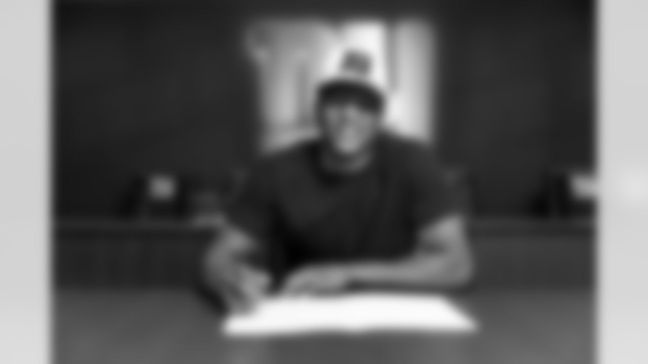 CB Dru Phillips - Selection List Signing (May 14)