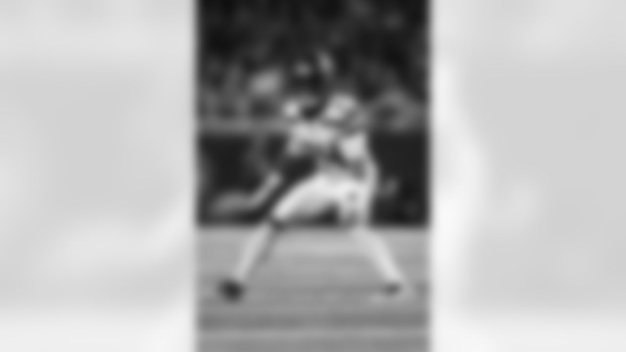 Seattle Seahawks safety K'Von Wallace (24) defends in coverage during an NFL football game against the Detroit Lions, Monday, Sept. 30, 2024, in Detriot. The Lions defeated the Seahawks 42 - 29. (Perry Knotts via AP)
