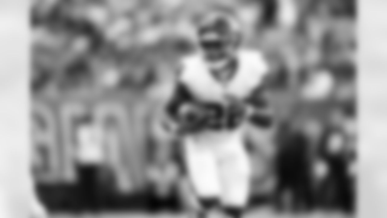 RB Devin Singletary (26)