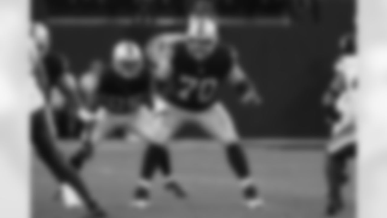 OL Greg Van Roten - Free Agent Signing (July 30)