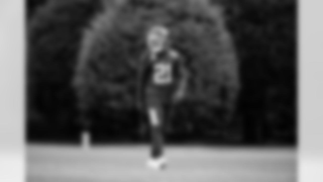 CB Paulson Adebo (21)