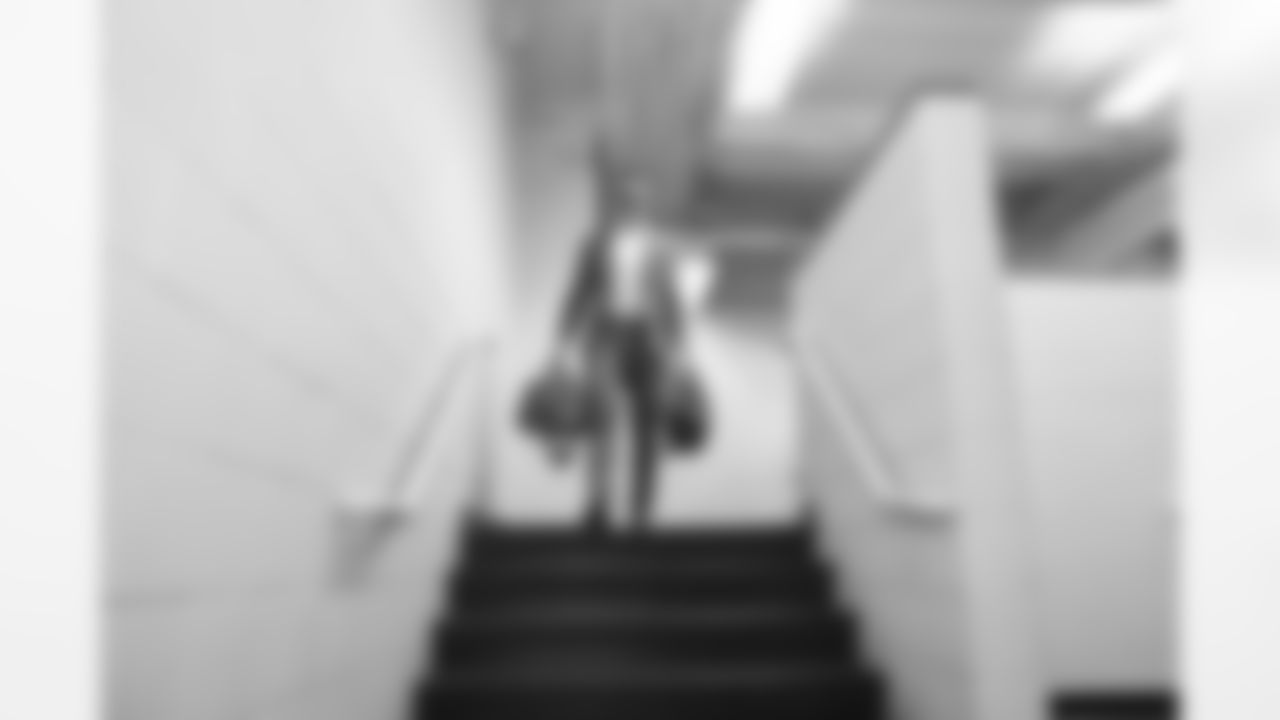 LB Swayze Bozeman (54)