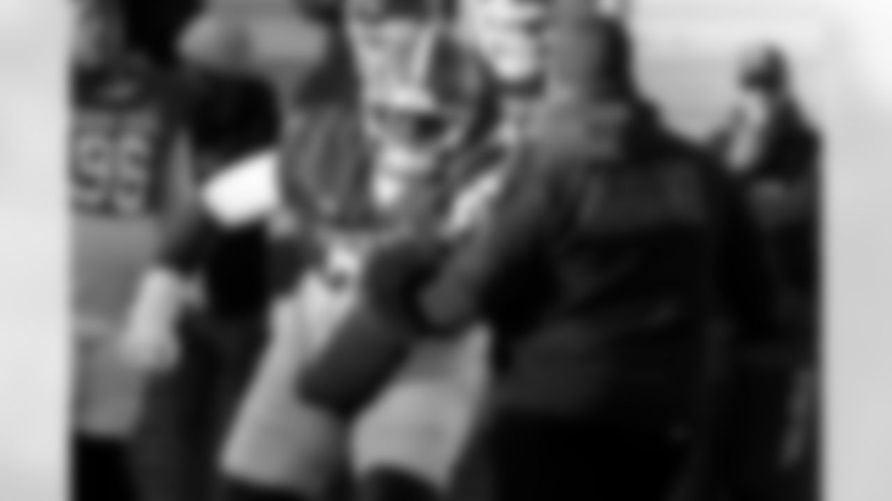 American Team defensive tackle Caleb Banks (88), of Florida, runs through drills during practice for the Senior Bowl NCAA college football game Wednesday, Jan. 28, 2026, in Mobile, Ala. (AP Photo/Butch Dill)