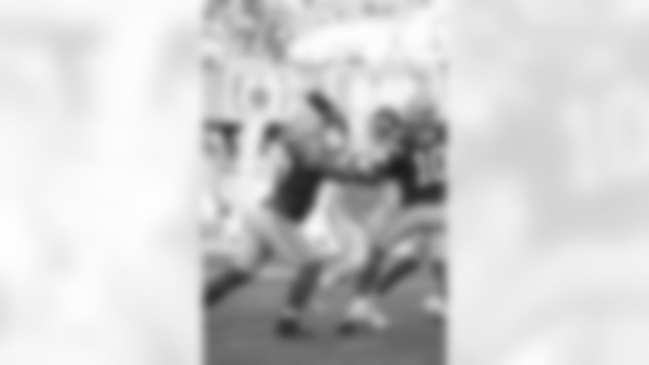 DL Dexter Lawrence II (97)