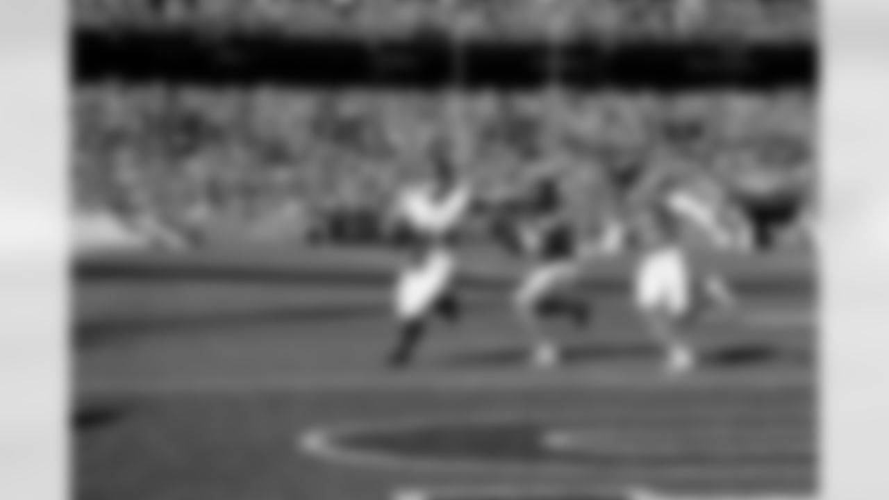 RB Cam Skattebo (44)