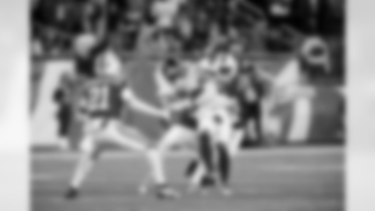 WR Darius Slayton (18)