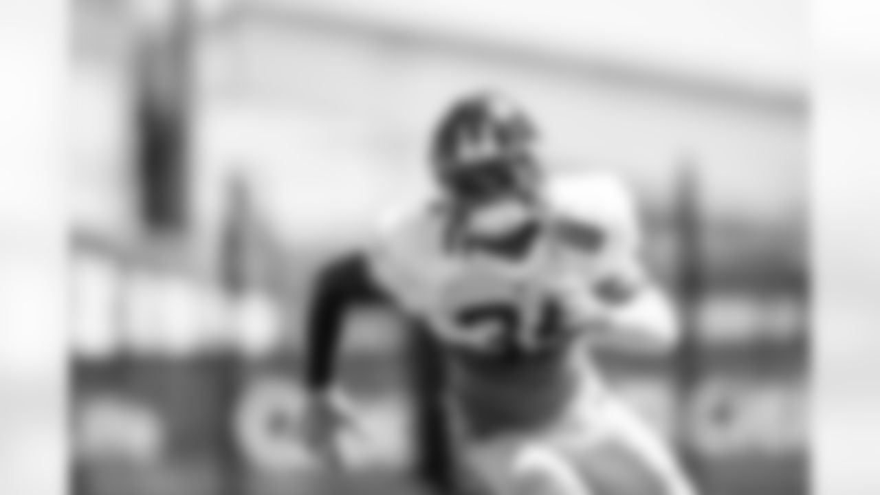S K'Von Wallace (34)
