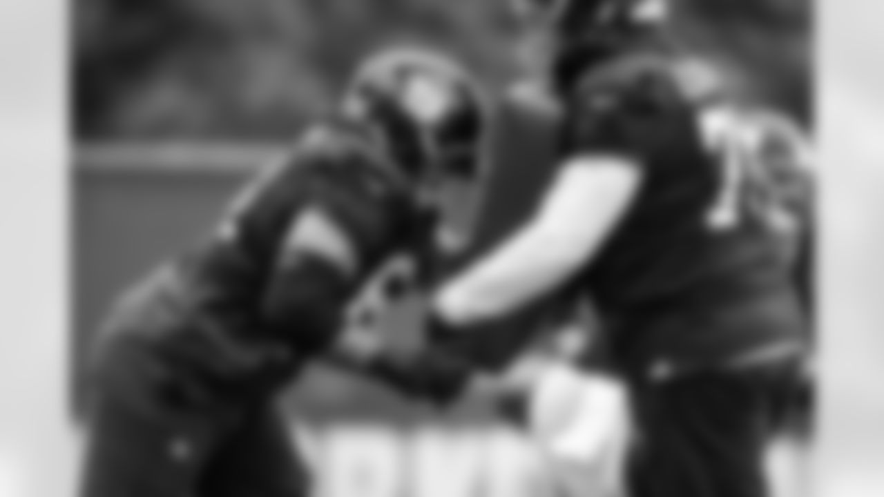 G Aaron Stinnie (64)