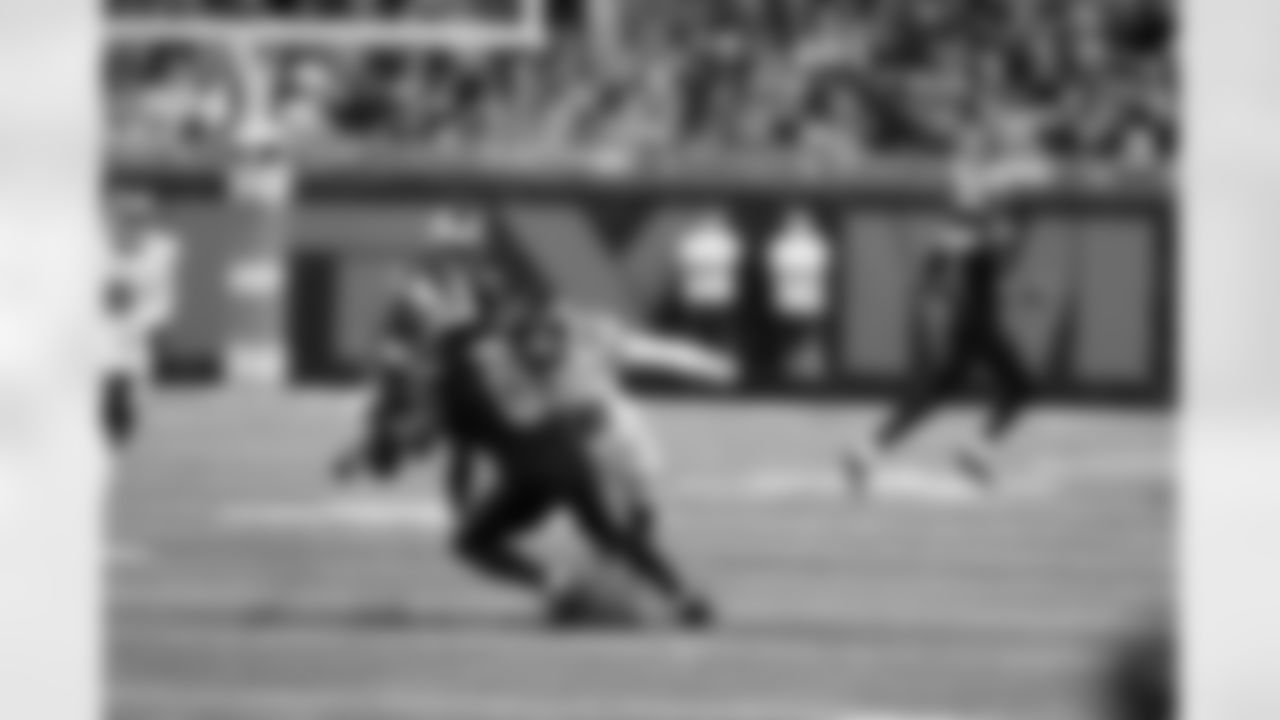 CB Dru Phillips (22)