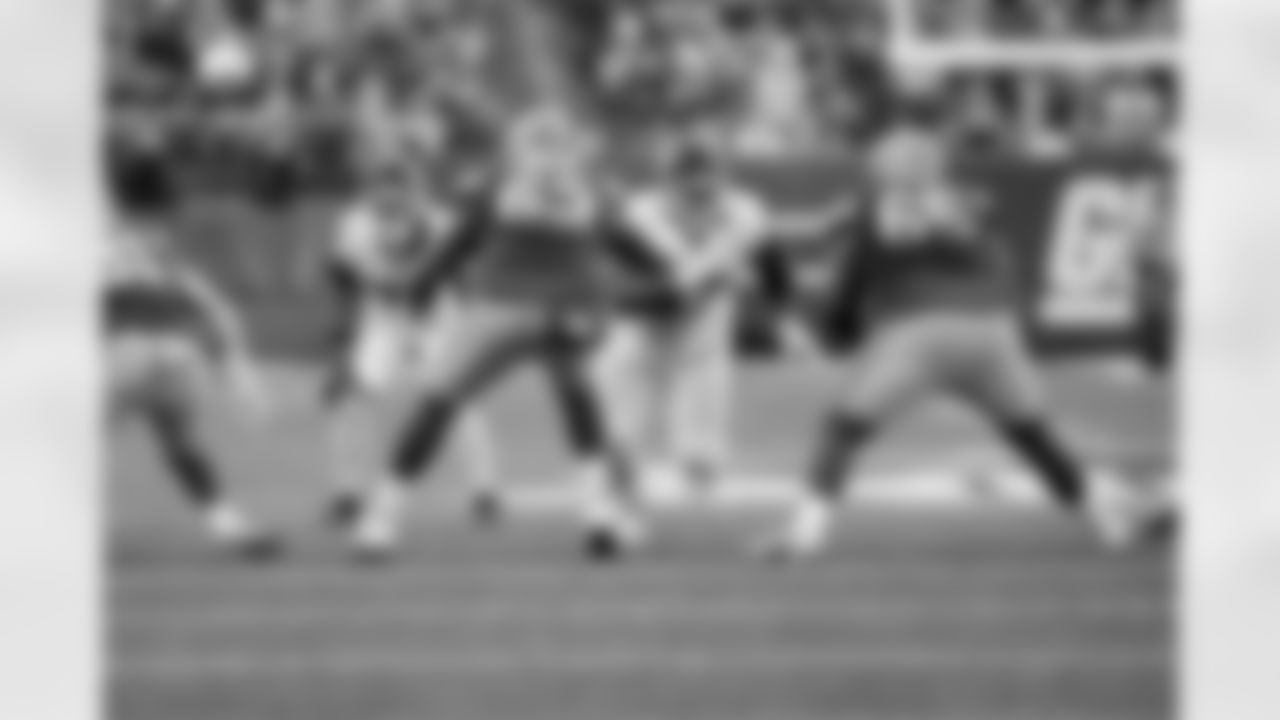 DL Dexter Lawrence II (97)