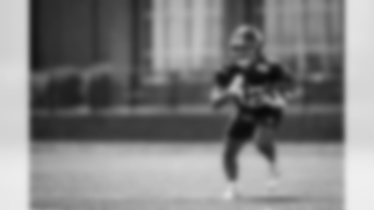 WR Jordan Bly (12)