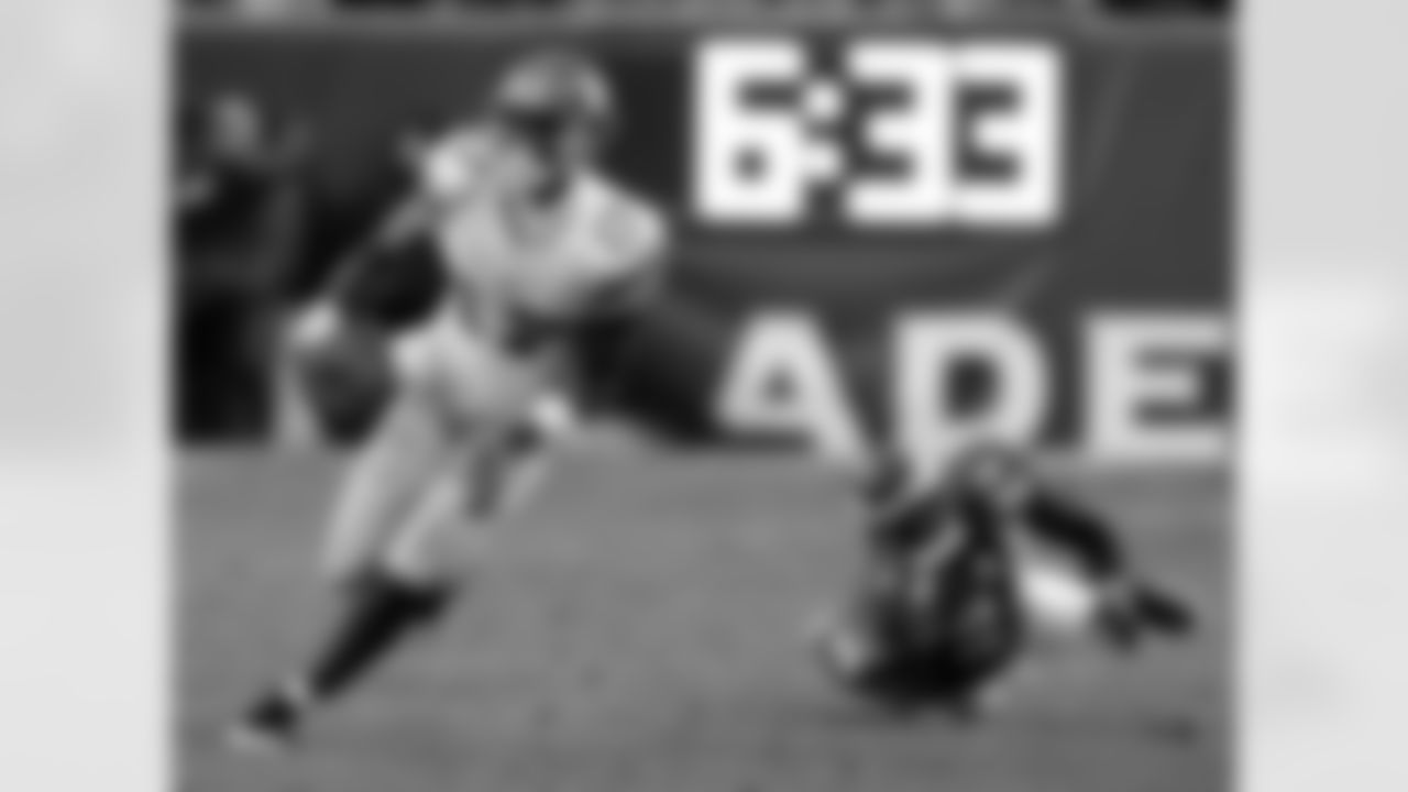 Plaxico Burress (2007) - 1,025 receiving yards