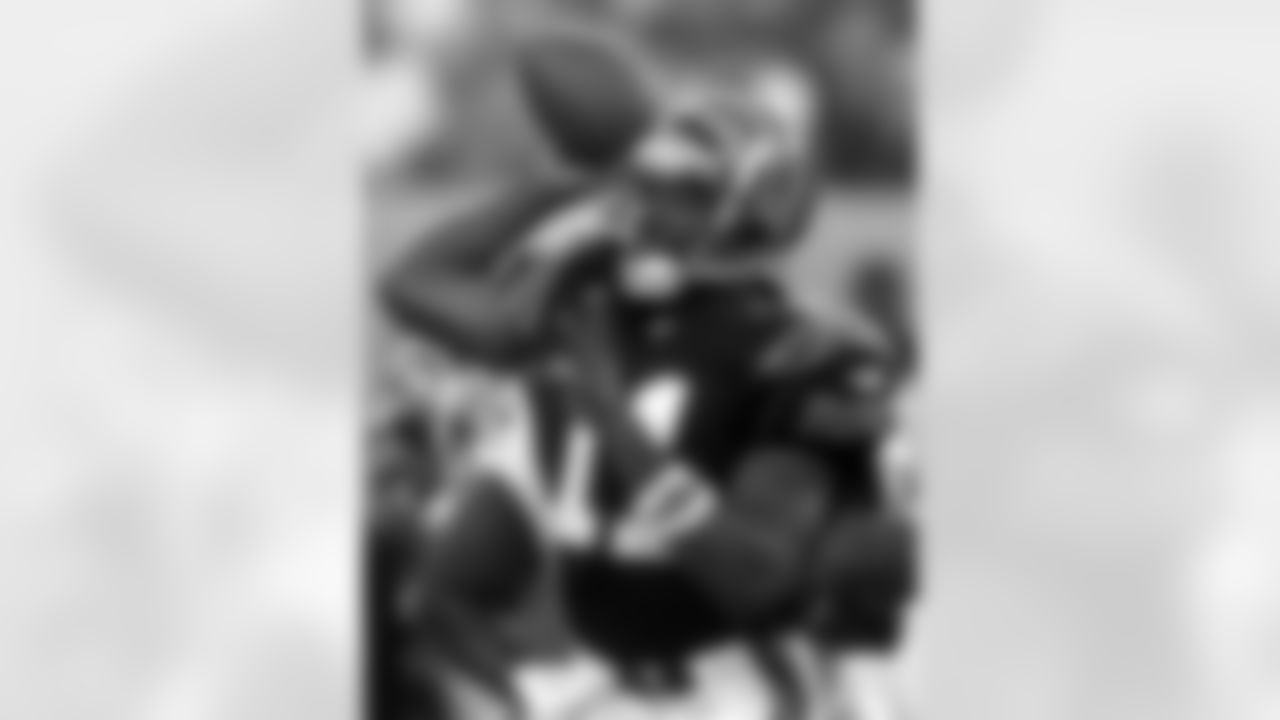 QB Akili Smith - Cincinnati Bengals (1999)