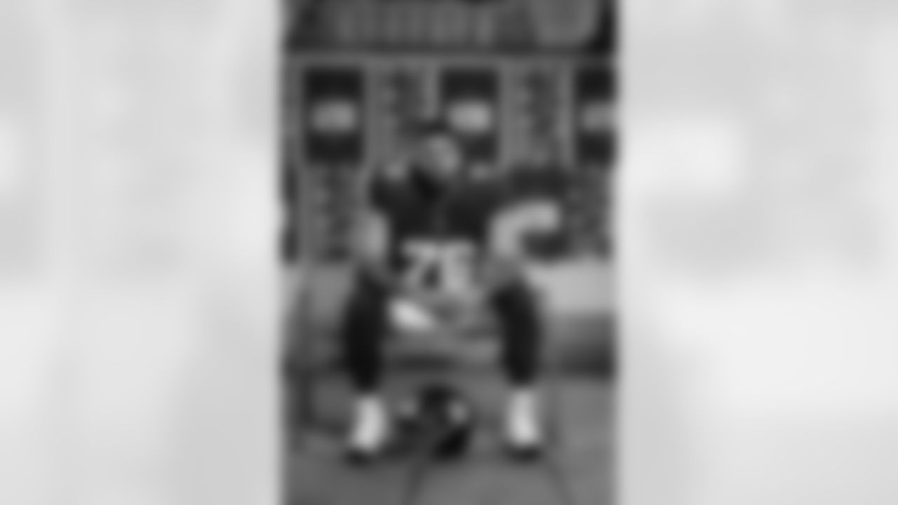 G Jon Runyan Jr. (76)