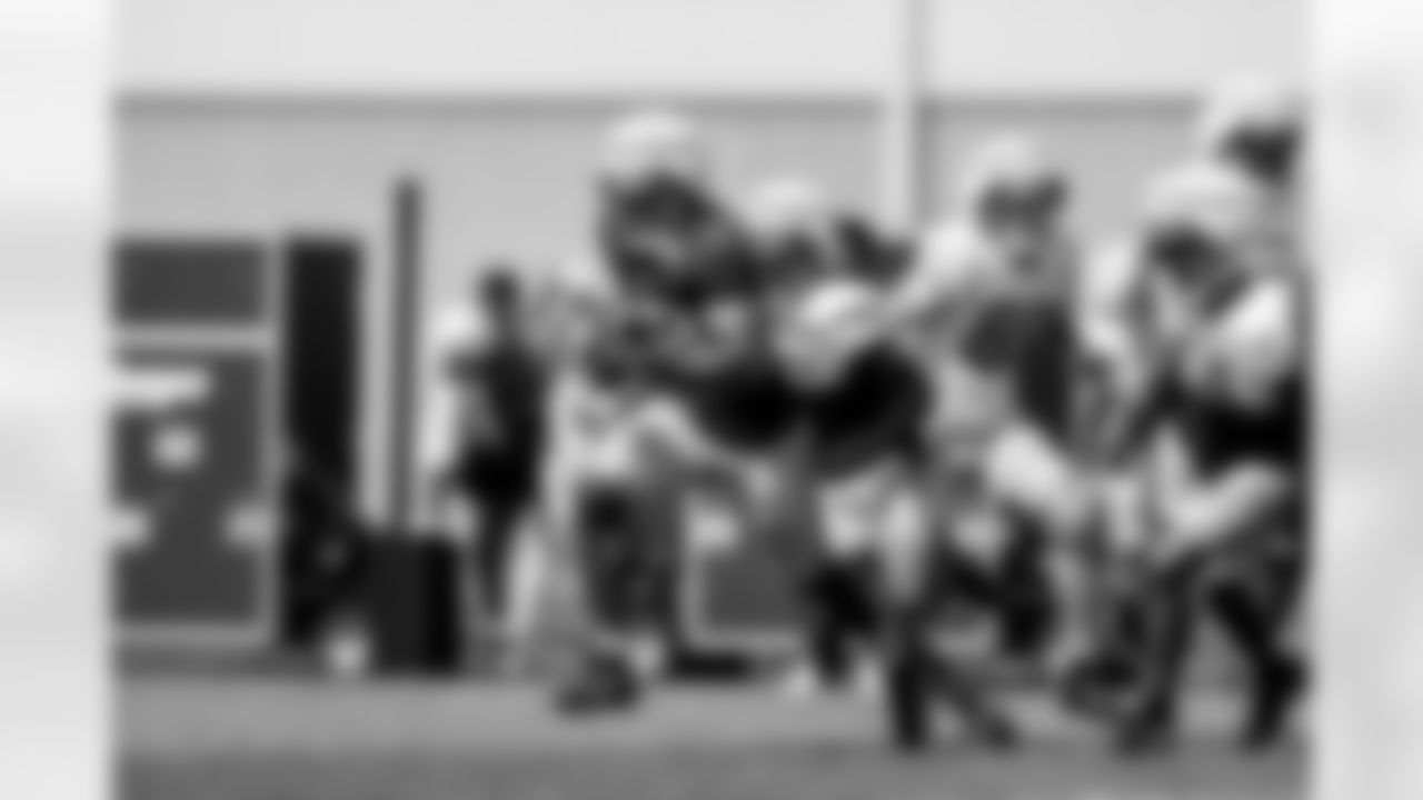 ILB Bobby Okereke (58)