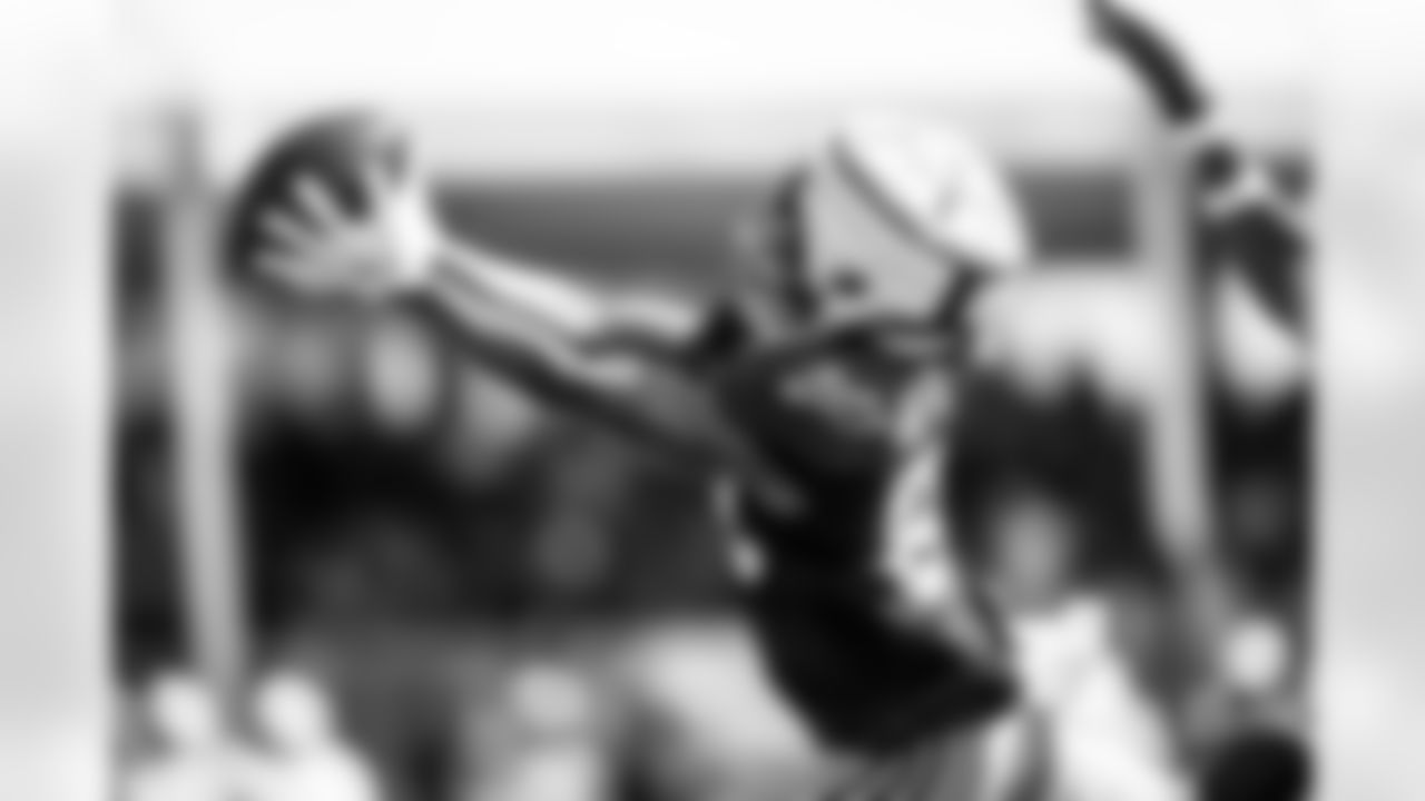 WR Montrell Washington (80)