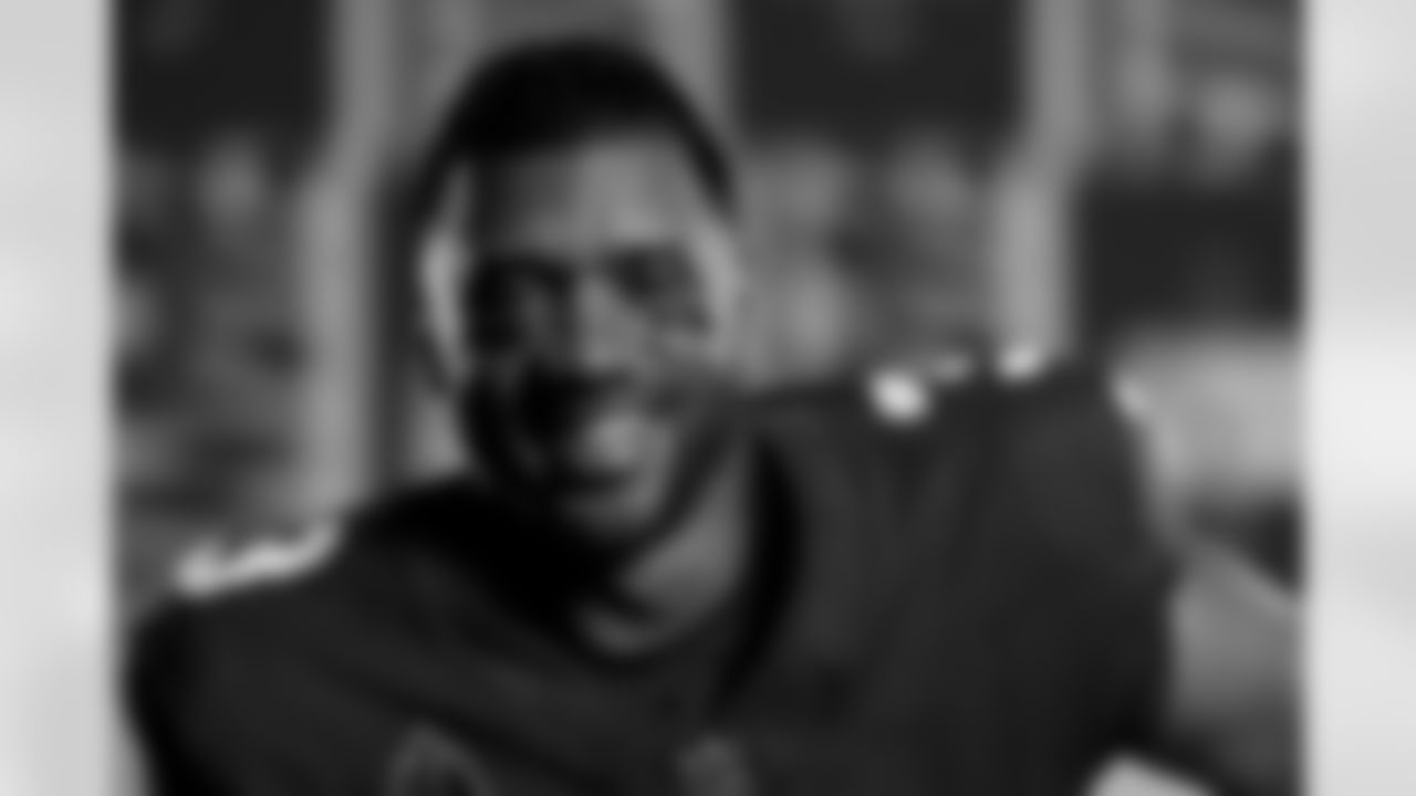 QB Russell Wilson (3)