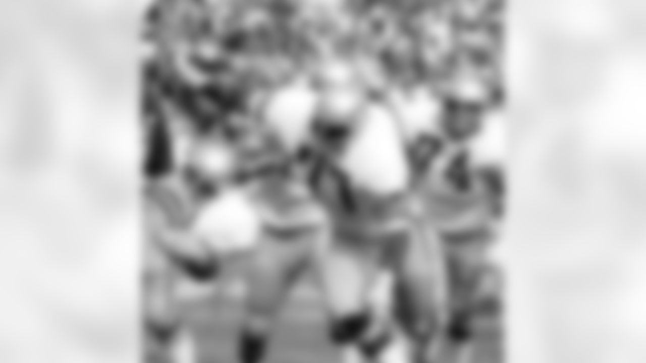 DE Richard Harris - Originally drafted by Philadelphia Eagles (1971)