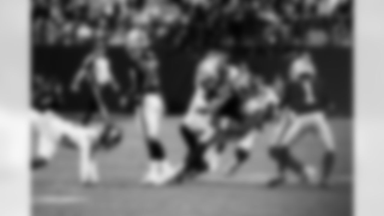 ILB Bobby Okereke (58)