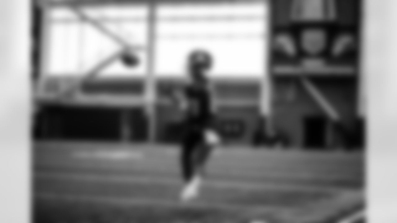 WR Beaux Collins (8)