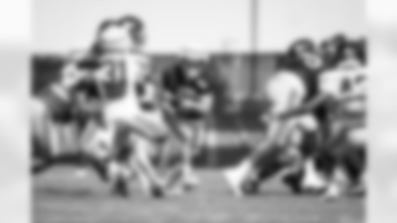 RB Cam Skattebo (44)