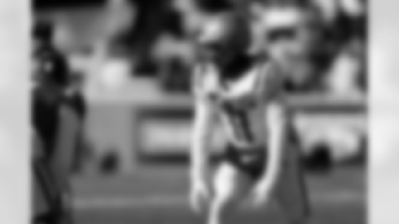 American Team wide receiver Lewis Bond (11), of Boston College, during the first half of the Senior Bowl NCAA college football game Saturday, Jan. 31, 2026, in Mobile, Ala. (AP Photo/Butch Dill)