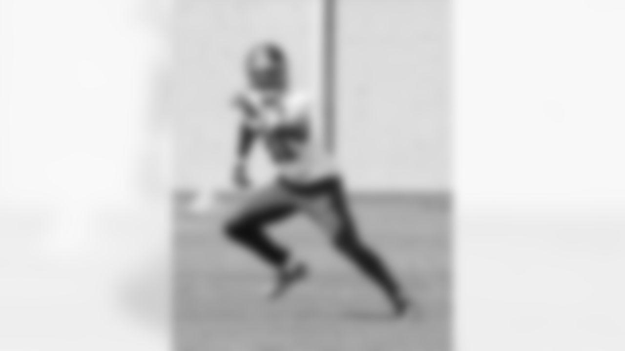 CB Nic Jones (31)